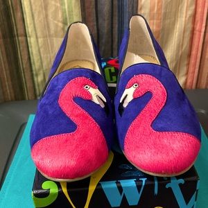 Never worn inbox pink flamingo, purple flats C Wonder size 8